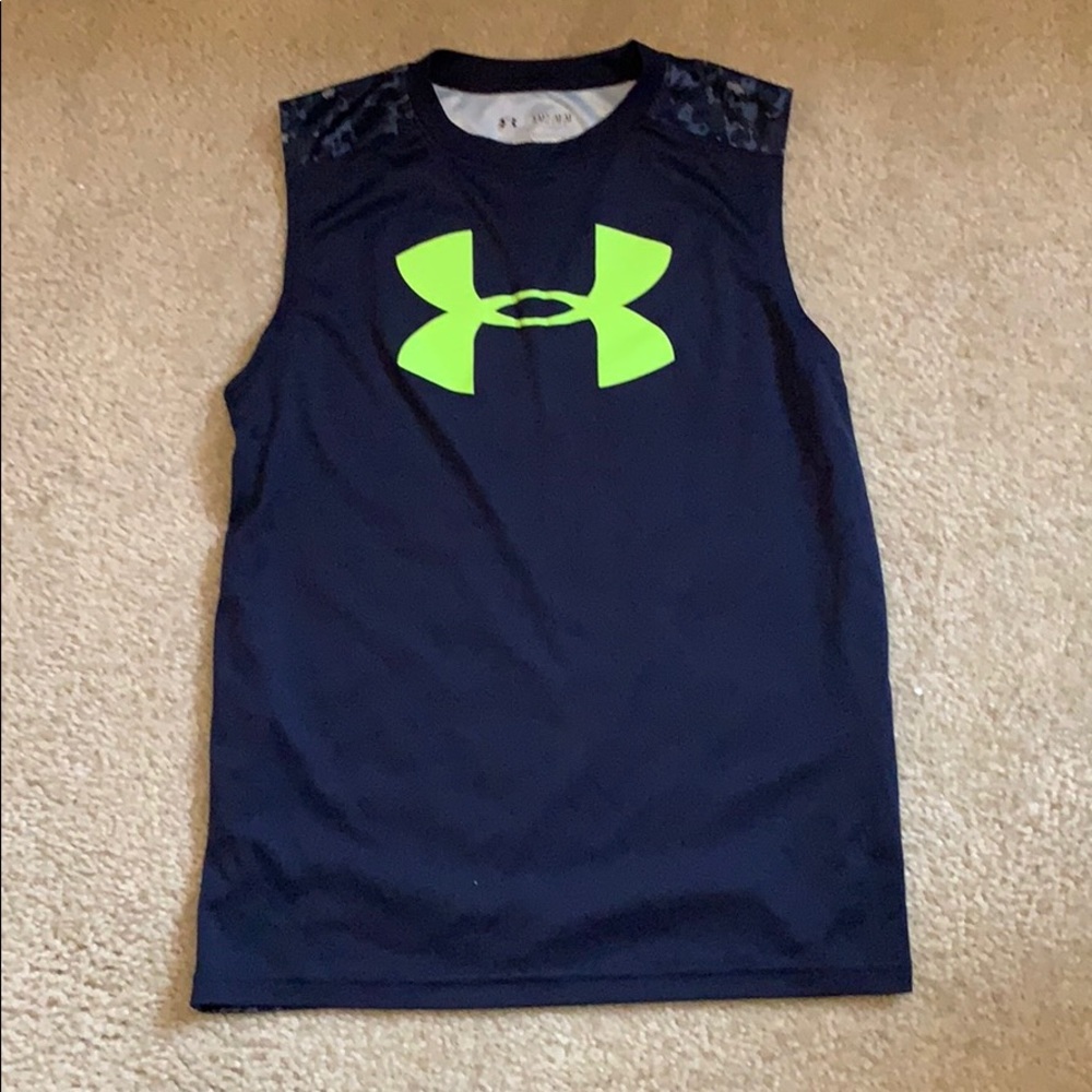 Under armor muscle shirt